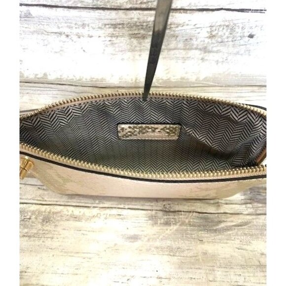 Jen & Co Vegan Leather Peach Color & Snake Print Crossbody Clutch Two straps - Picture 5 of 11